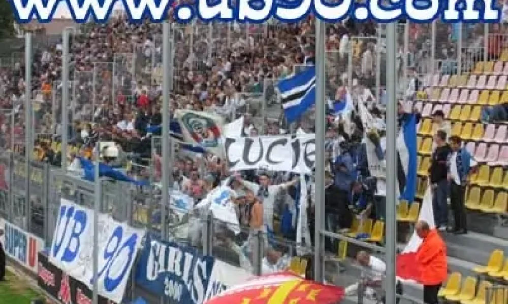 aumans3.jpg