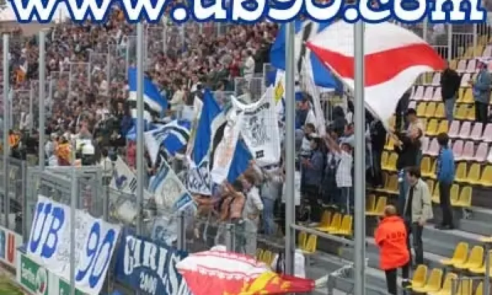 aumans4.jpg