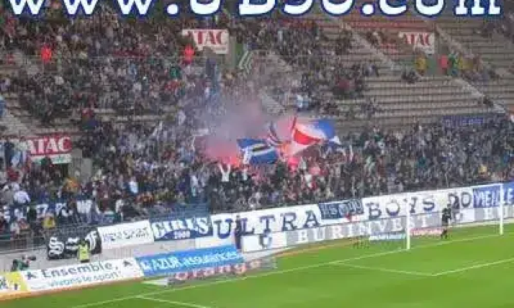 auxerre4-3.jpg